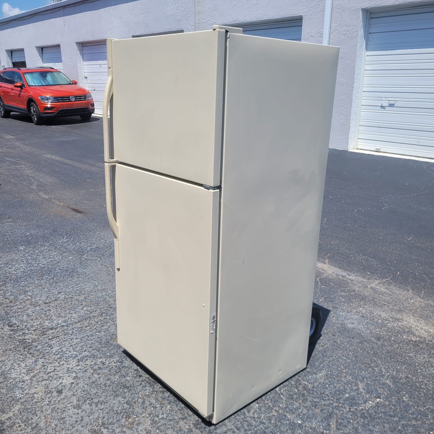 Kenmore Top and Bottom Refrigerator Kenmore Top and Bottom Refrigerator